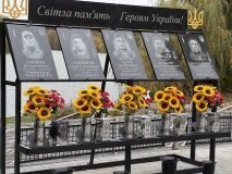 У Деребчині відкрили Алею Слави на честь п’ятьох полеглих Захисників