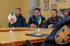 Піклування про себе на службі: офіцери громад опанували навички протидії вигоранню