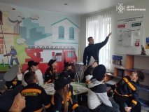 Урок безпеки: як діяти під час пожежі та повітряної тривоги