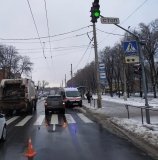 У Вінниці водій позaшляховикa збив двох людей (ФОТО) 