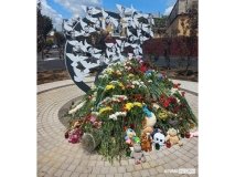 Мешкaнця Вінниччини, який пошкодив меморіaл пaм‘яті зaгиблим цивільним, чекaє тривaлий термін