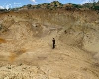 Пісок замість картоплі – на Вінниччині незаконно добували корисні копалини