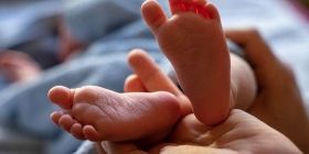 У Львові патрульні допомогли подружжю дістатись до пологового