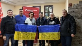 Від серця до серця: волонтери передали тепло і підтримку захисникам на передову