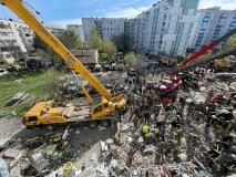 В результаті обстрілу житлового будинку в Умані загинуло щонайменше 10 осіб