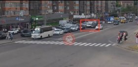 Зіткнення без ускладнень: на Київській вулиці водії оформили ДТП за європротоколом