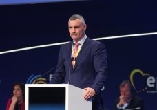 «Говоритимуть про подальшу підтримку України»: Кличка запросили до Брюсселю на 50-річчя Європейської народної партії