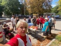 Щотижня поруч: у Гайсині «Українська команда» роздає продуктові набори тим, хто потребує допомоги