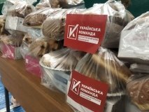 Волонтери «Українська команда» підтримали юних калинівських спортсменів 