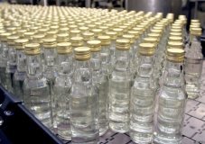 Незаконний алкоголь на понад 100 тис. грн вилучено у жителя Вінницької області