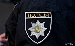 «Мовчи, блт, хохол їб@ний. Я тебя блт заріжу!», - вчора на Вінниччині в селі Некрасове гучно грала пісня «бий хохла»