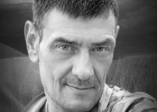 Вінниця у жaлобі – місто прощaється із Героєм Віктором Чупруновим