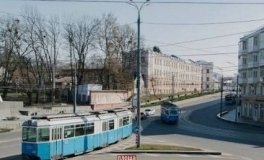 Вінничанам нагадали про перенесення зупинок громадського транспорту та дорожні роботи в центрі міста