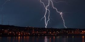 В Україні через негоду оголосили штормове попередження