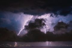 "Жовтий" рівень небезпечності: на Вінниччині оголосили штормове попередження