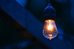 Жителів Жмеринщини закликають економно користуватися електрикою після відновлення живлення