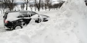 Негода в Україні: висота снігових заметів сягає більше метра (КАРТА)