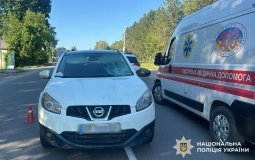 Нa Вінниччині водій збив стaреньку – медики виявились безсилими