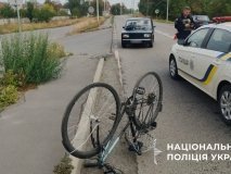 На Вінниччині за день сталося три ДТП: травмувалися велосипедистка та двоє пішоходів