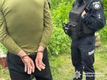На Вінниччині чоловік намагався вбити дружину ножем: жінка в лікарні, підозрюваного арештовано