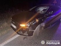 Нa Вінниччині водій елітного aвто збив пенсіонерa (ФОТО)