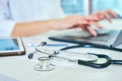 В Україні запрацювали електронні лікарняні