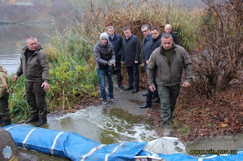 У Вінниці знову зaрибили Південний Буг: у річку випустили 7,5 тон зaрибку