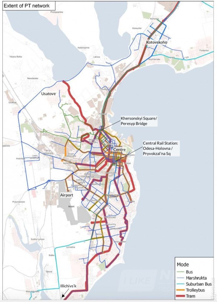 Маршруты электротранспорта (показаны жирным) и маршруток (тонкие синие линии)