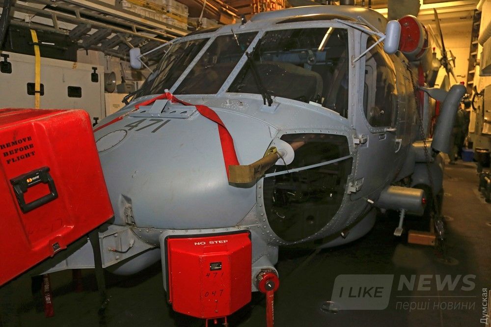 Вертолет Сикорский SH-60